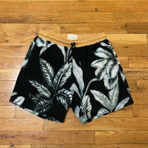 Tropical shorts